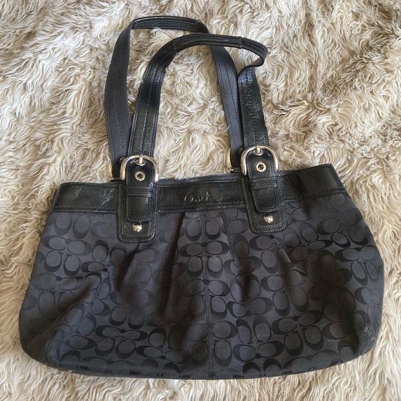 Coach Handbags - Coach vintage y2k black signature canvas large shoulder bag